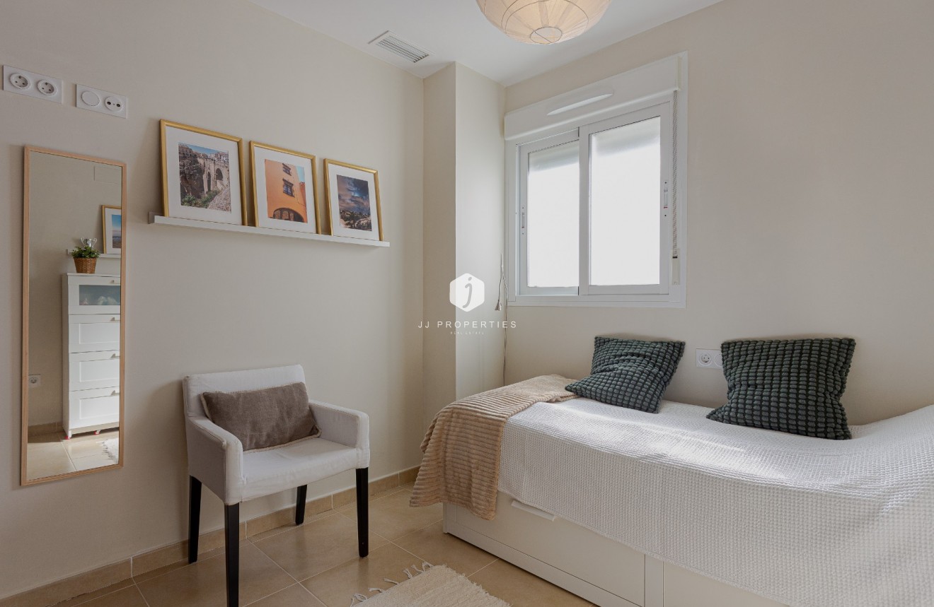 Resale - Apartment / flat -
Orihuela Costa - Costa Blanca