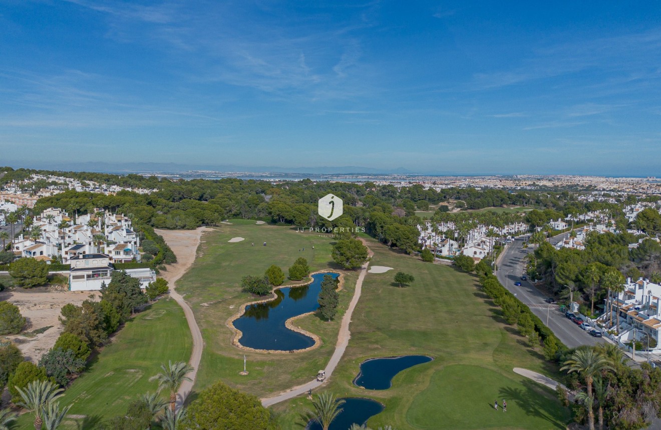 Resale - Apartment / flat -
Orihuela Costa - Costa Blanca