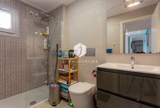 Resale - Apartment / flat -
Torrevieja - Costa Blanca