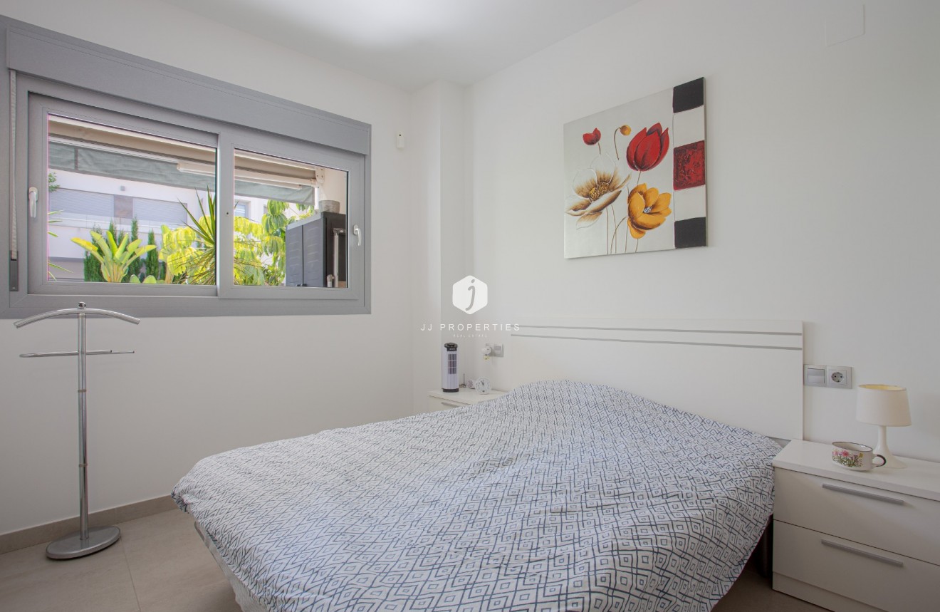 Resale - Apartment / flat -
Torrevieja - Costa Blanca