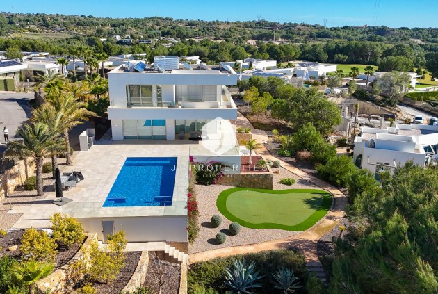 Resale - Villa -
Orihuela Costa - Costa Blanca