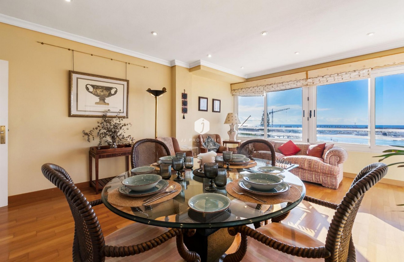 D'occasion - Appartement -
Torrevieja - Costa Blanca