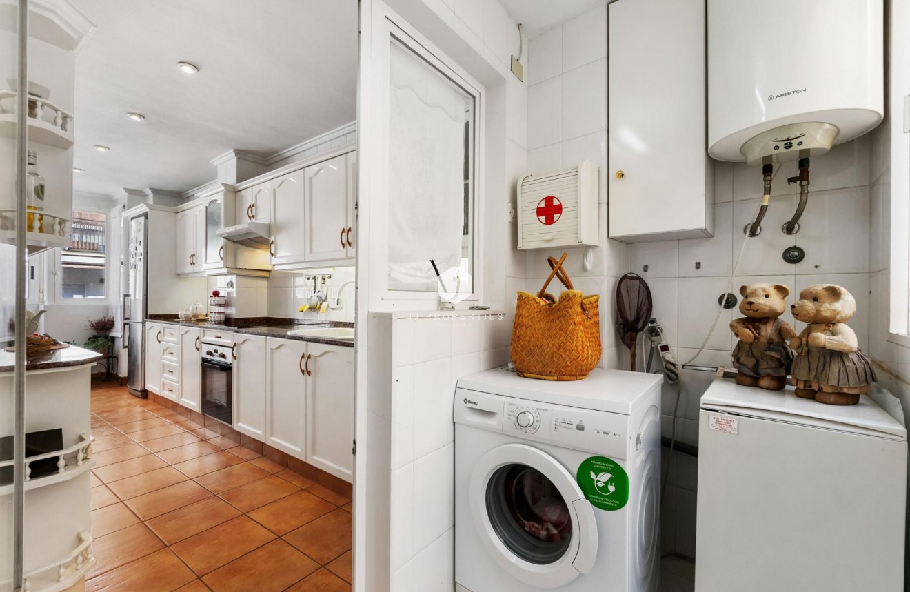 D'occasion - Appartement -
Torrevieja - Costa Blanca