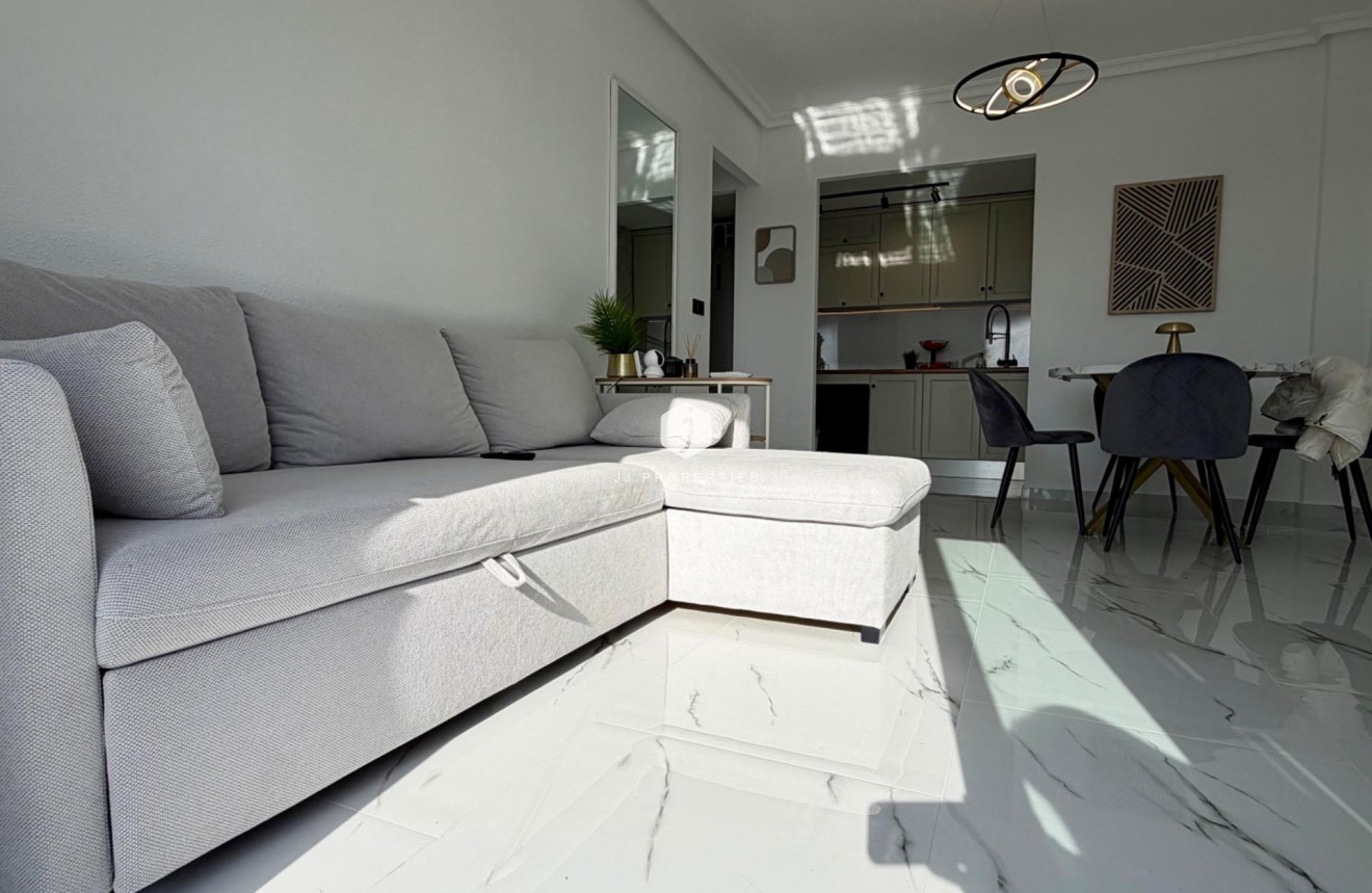 Resale - Apartment / flat -
Orihuela Costa - Playa Flamenca Norte