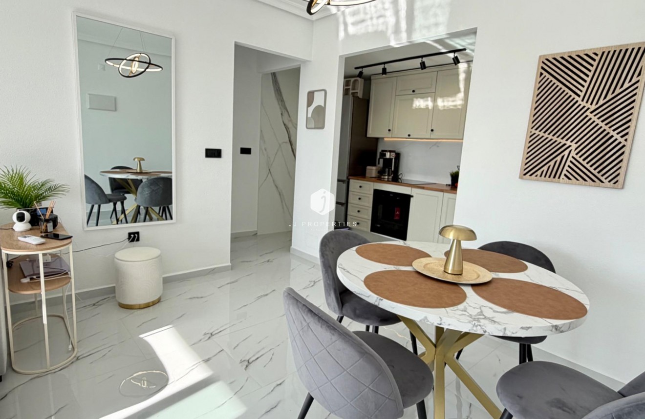 Resale - Apartment / flat -
Orihuela Costa - Playa Flamenca Norte