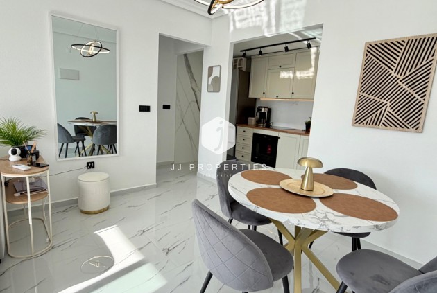 Resale - Apartment / flat -
Orihuela Costa - Playa Flamenca Norte