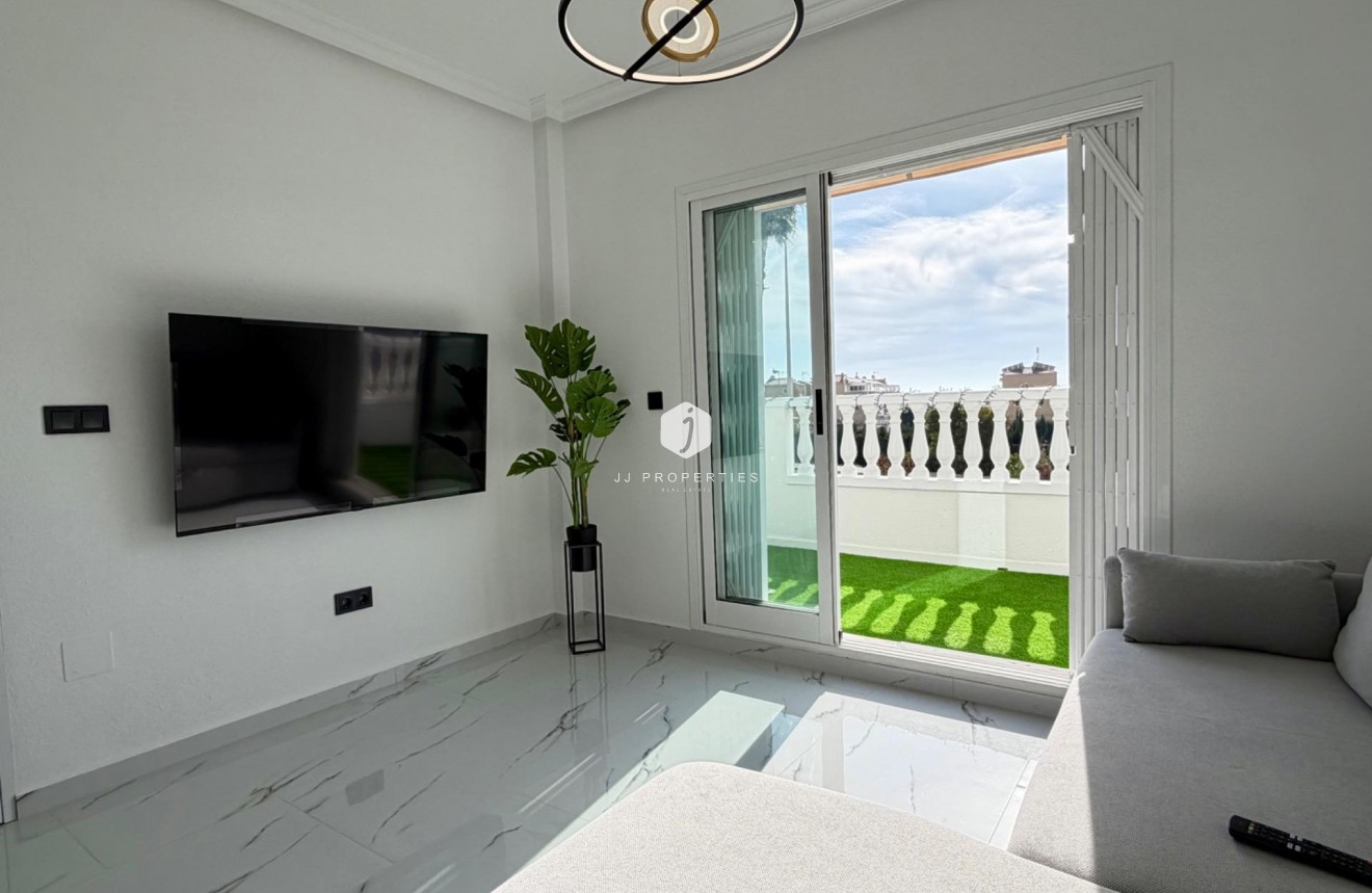 Resale - Apartment / flat -
Orihuela Costa - Playa Flamenca Norte