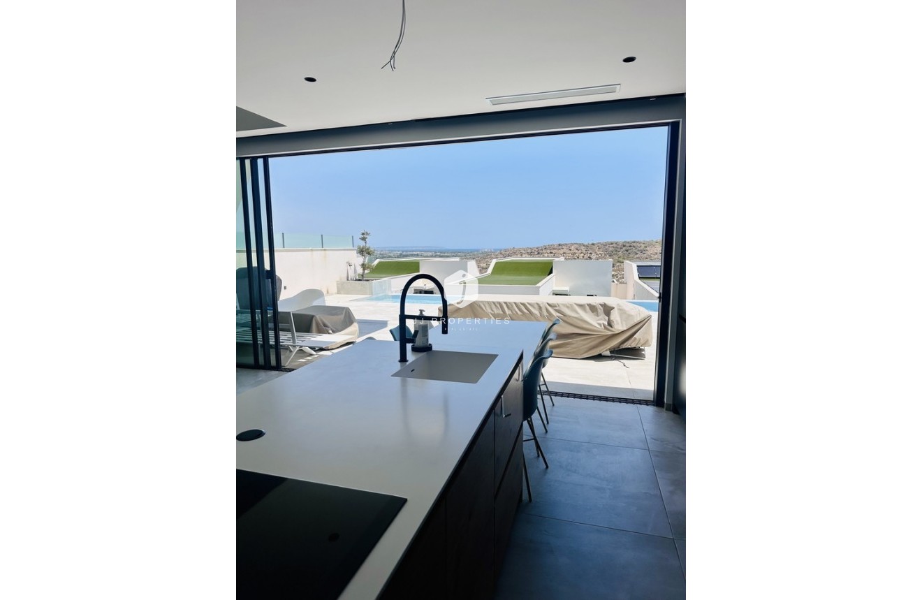 Resale - Villa -
Rojales Hills - Costa Blanca