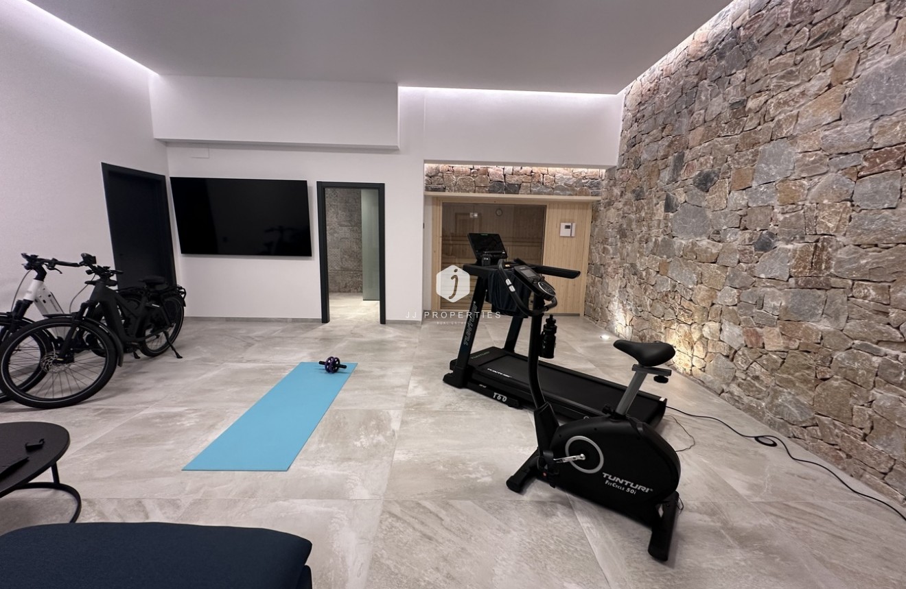 Resale - Villa -
Rojales Hills - Costa Blanca