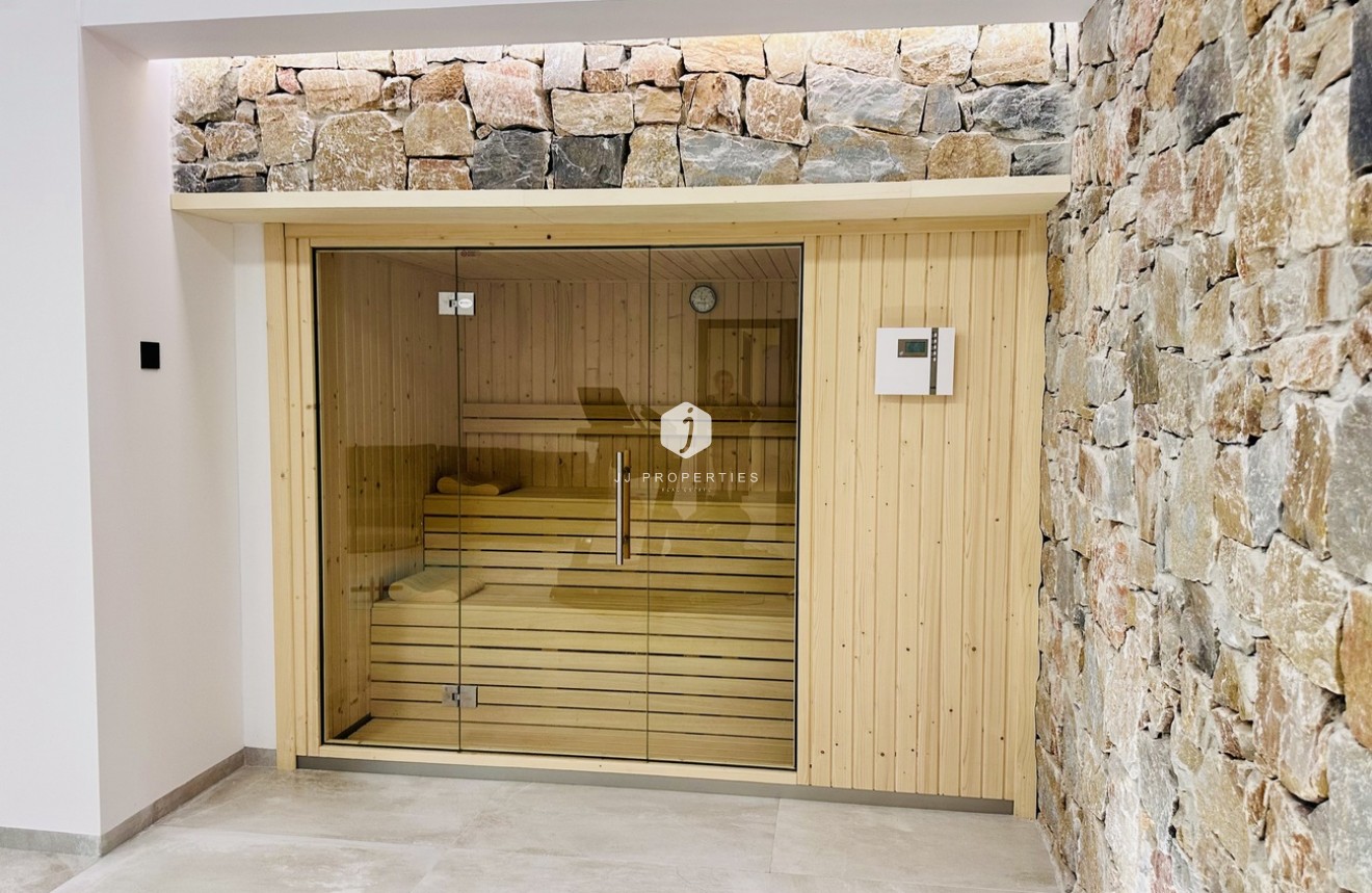 Resale - Villa -
Rojales Hills - Costa Blanca