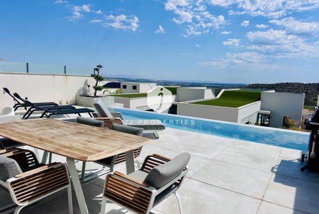 Resale - Villa -
Rojales Hills - Costa Blanca