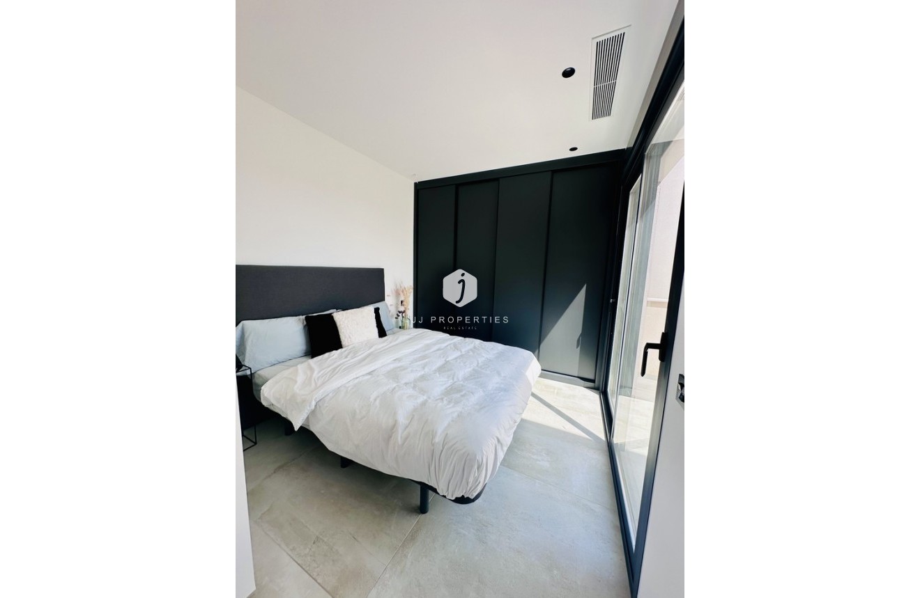 Resale - Villa -
Rojales Hills - Costa Blanca