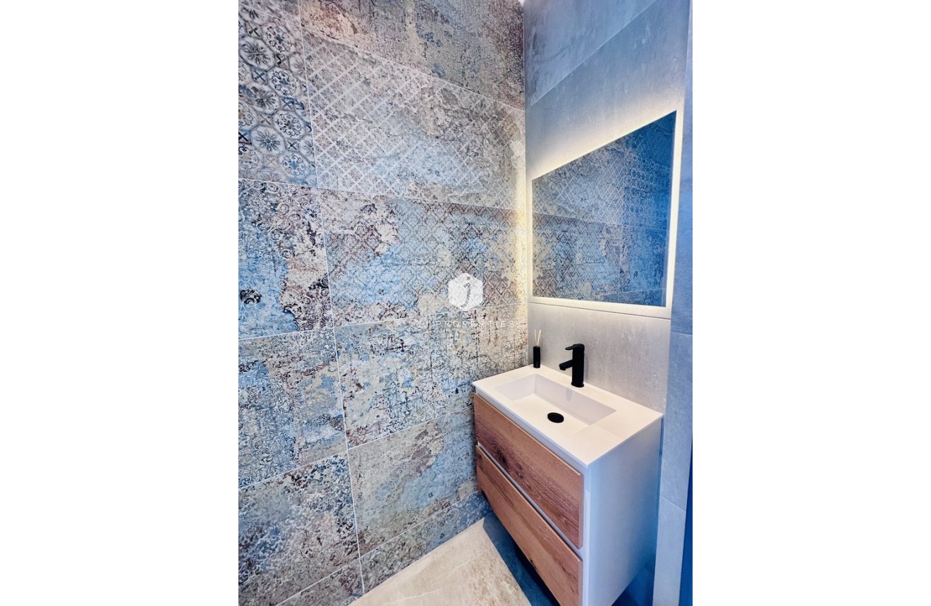 Resale - Villa -
Rojales Hills - Costa Blanca