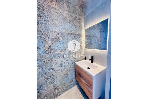 Resale - Villa -
Rojales Hills - Costa Blanca