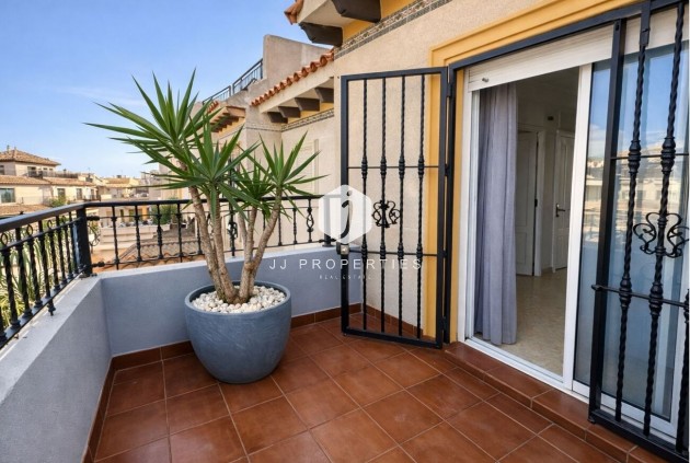 Resale - Chalet -
La Zenia - Costa Blanca