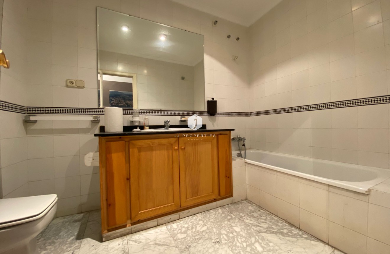 Resale - Apartment / flat -
Torrevieja - Costa Blanca