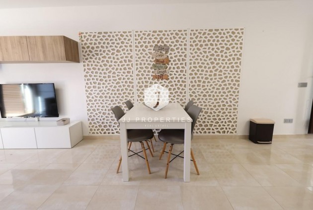 Resale - Chalet -
Orihuela Costa - Costa Blanca