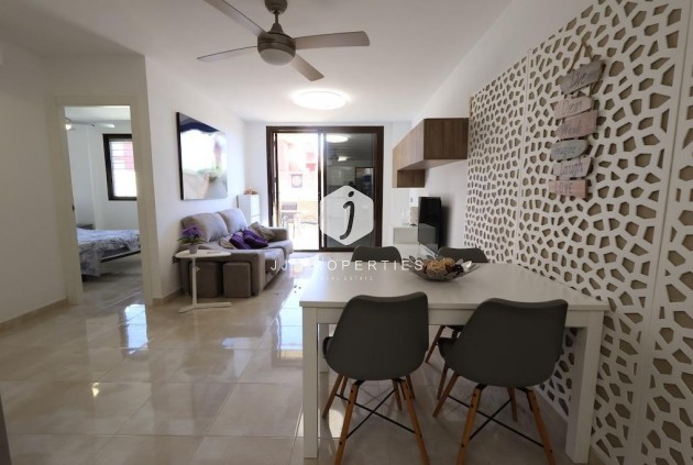 Resale - Chalet -
Orihuela Costa - Costa Blanca