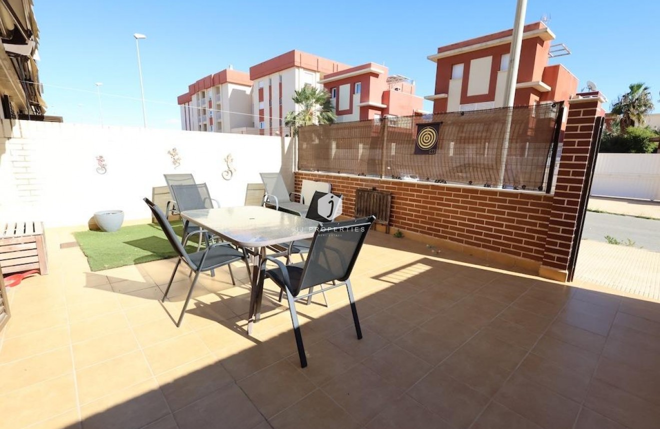 Resale - Chalet -
Orihuela Costa - Costa Blanca