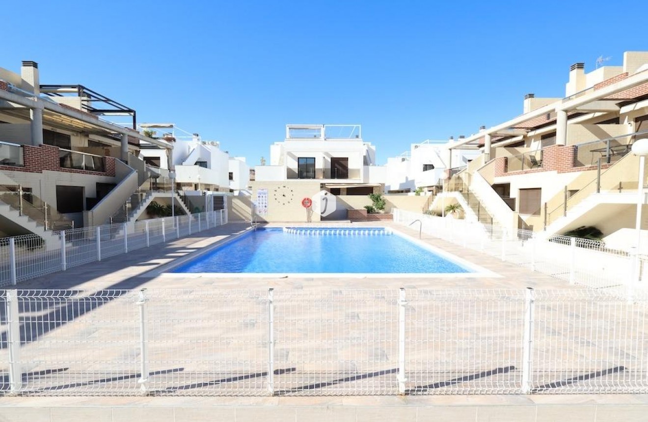 Resale - Chalet -
Orihuela Costa - Costa Blanca