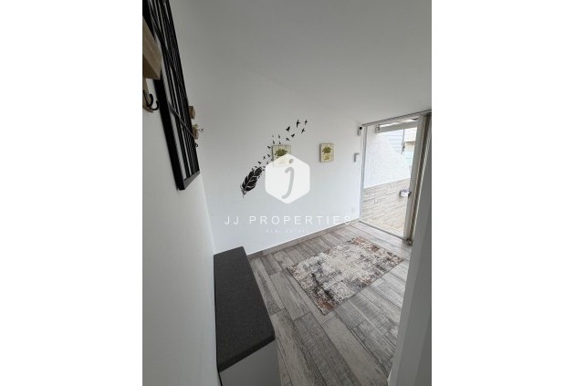 Resale - Chalet -
Orihuela Costa - La Zenia