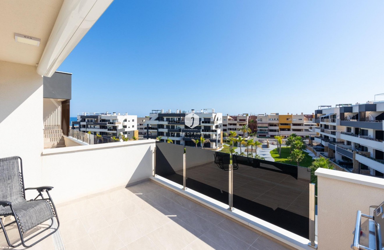 Resale - Penthouse -
Orihuela Costa - Playa Flamenca