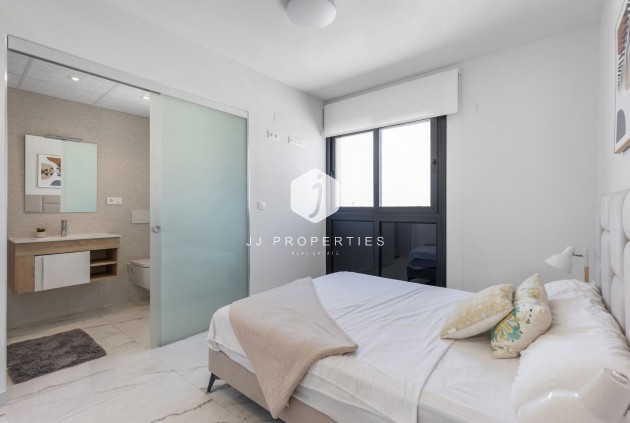 Resale - Penthouse -
Orihuela Costa - Playa Flamenca