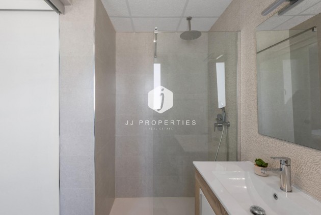 Resale - Penthouse -
Orihuela Costa - Playa Flamenca