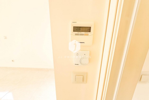 Tweedehands - Villa -
Cabo Roig