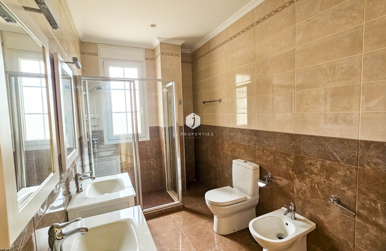 Tweedehands - Villa -
Cabo Roig