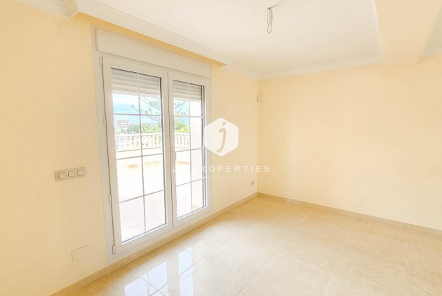 Tweedehands - Villa -
Cabo Roig