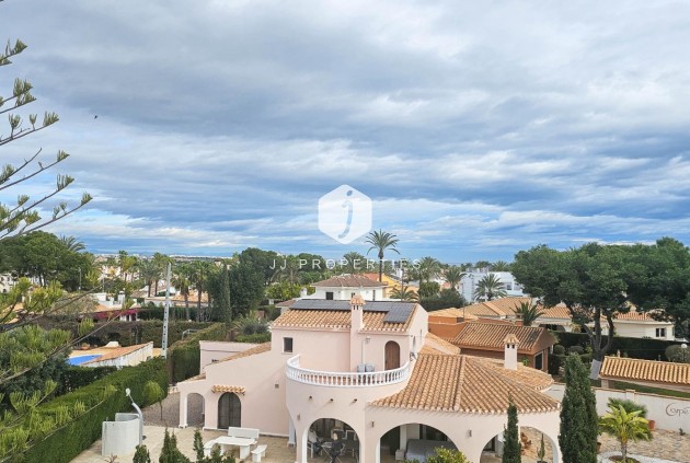 Tweedehands - Villa -
Cabo Roig