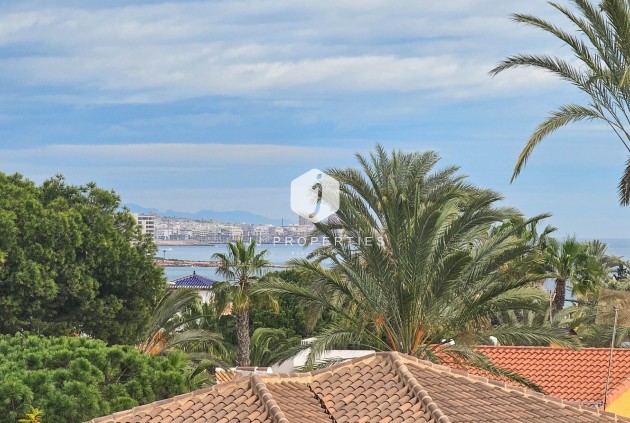 Tweedehands - Villa -
Cabo Roig