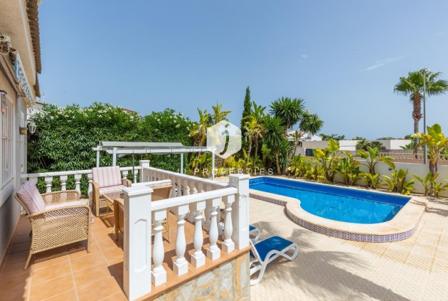 Resale - Villa -
San Fulgencio - Urb. La Marina