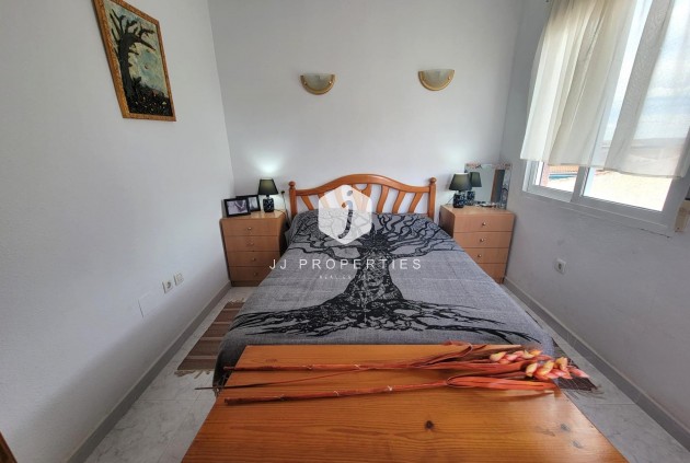 Resale - Chalet -
Torrevieja - La Siesta - El Salado - Torreta