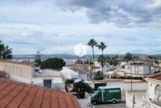 Resale - Chalet -
Torrevieja - La Siesta - El Salado - Torreta