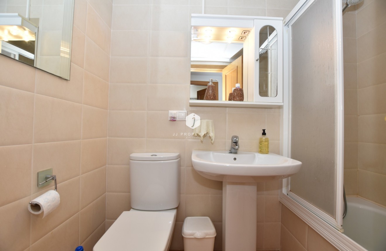 D'occasion - Appartement -
Algorfa - Inland