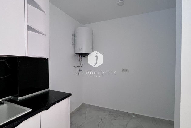 Z drugiej ręki - Bungalow -
Torrevieja