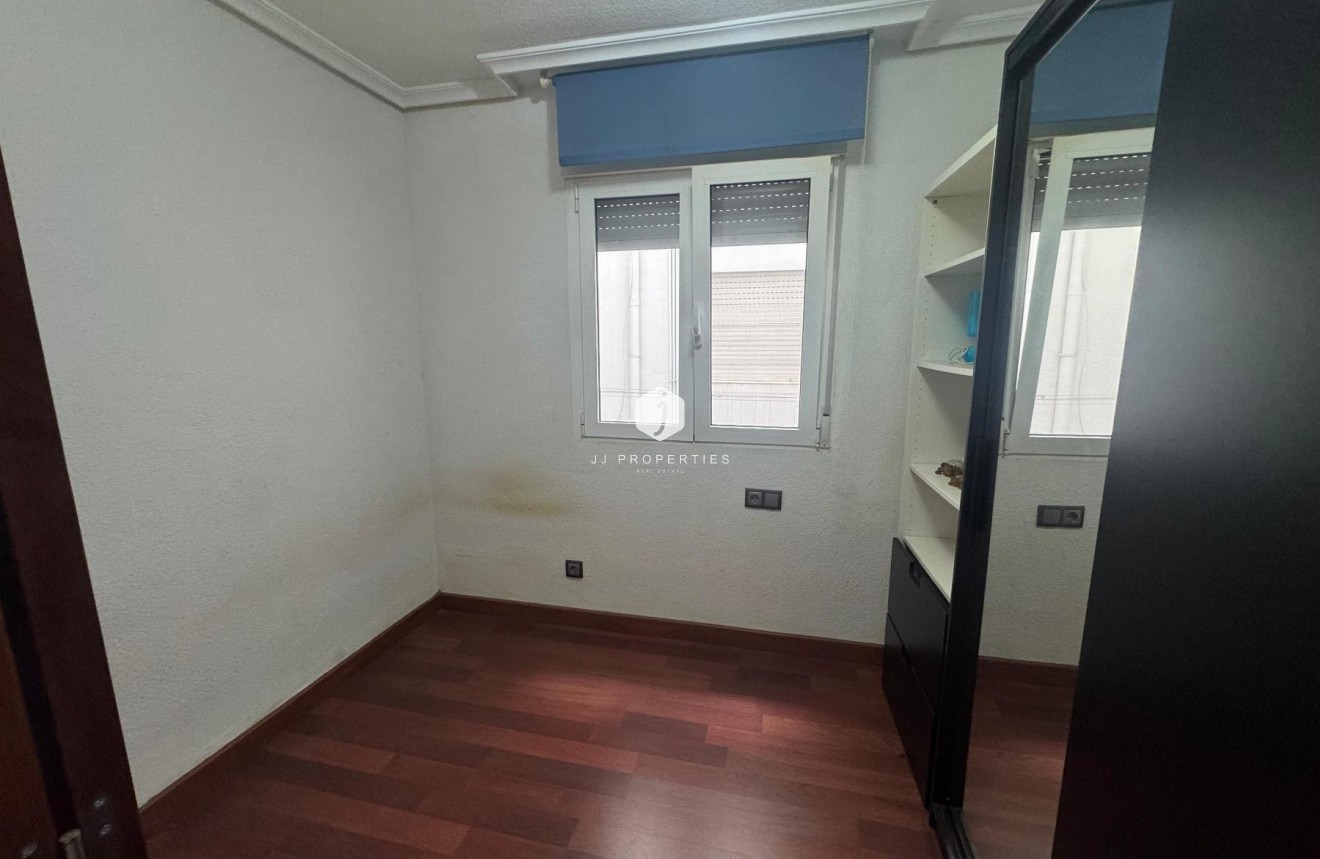 Resale - Apartment / flat -
Torrevieja - Costa Blanca