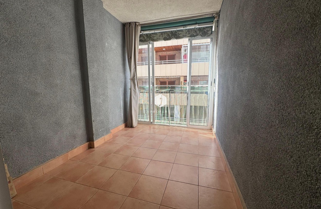 Resale - Apartment / flat -
Torrevieja - Costa Blanca