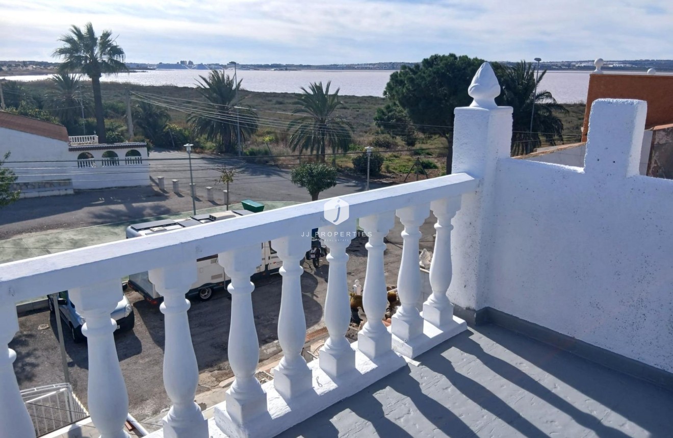 Aus zweiter Hand - Chalet -
Torrevieja - La Siesta - El Salado - Torreta