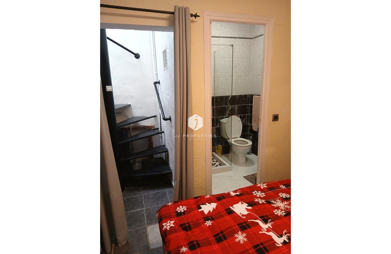 Aus zweiter Hand - Chalet -
Torrevieja - La Siesta - El Salado - Torreta