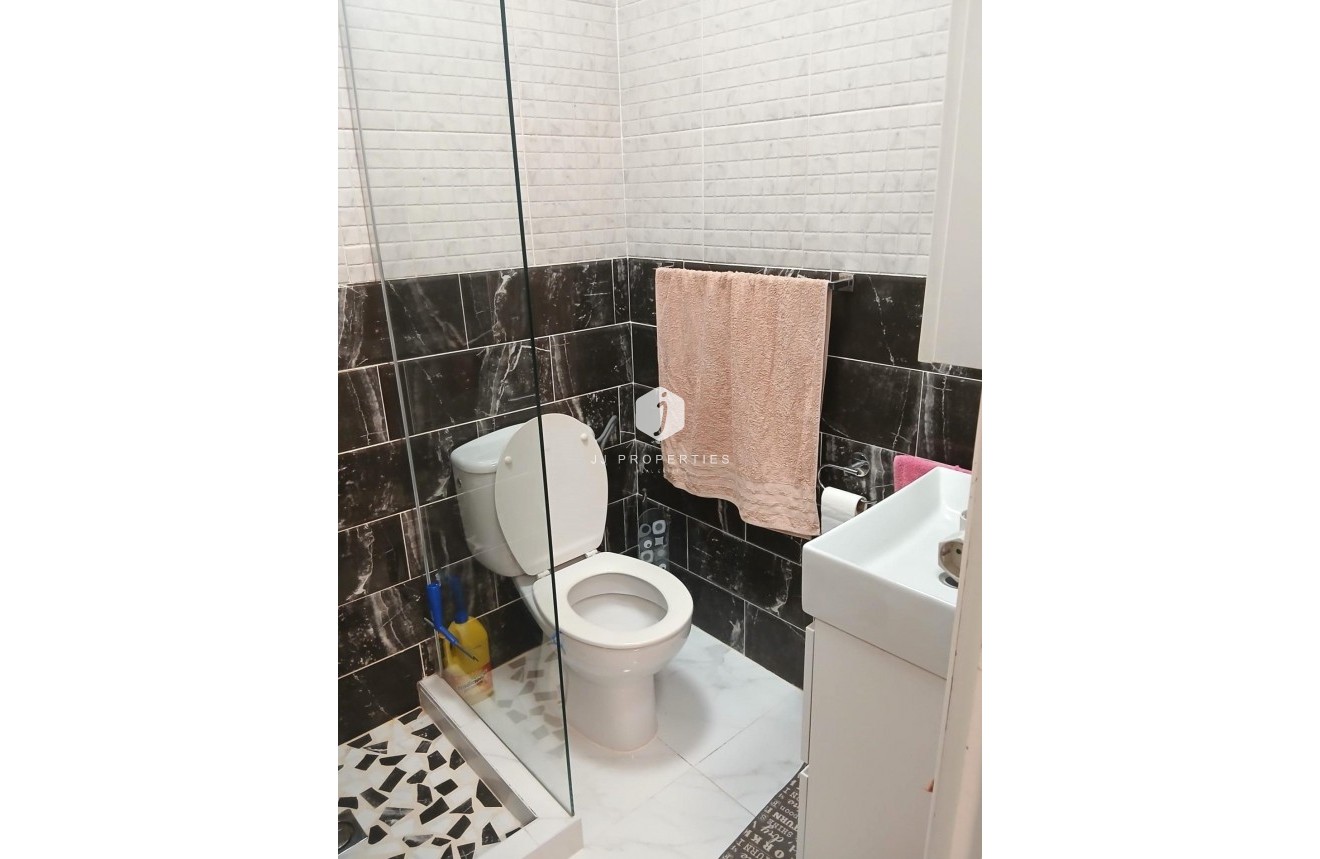 Aus zweiter Hand - Chalet -
Torrevieja - La Siesta - El Salado - Torreta