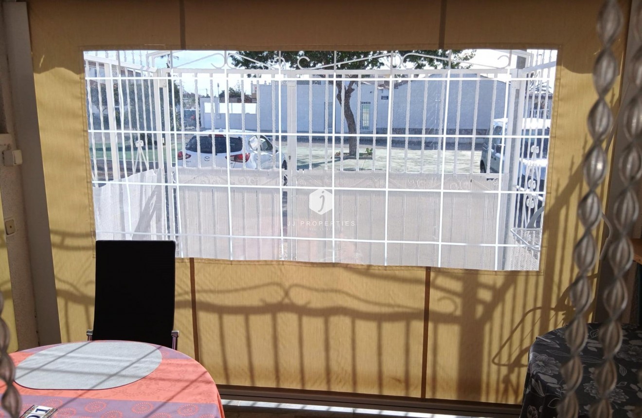 Aus zweiter Hand - Chalet -
Torrevieja - La Siesta - El Salado - Torreta