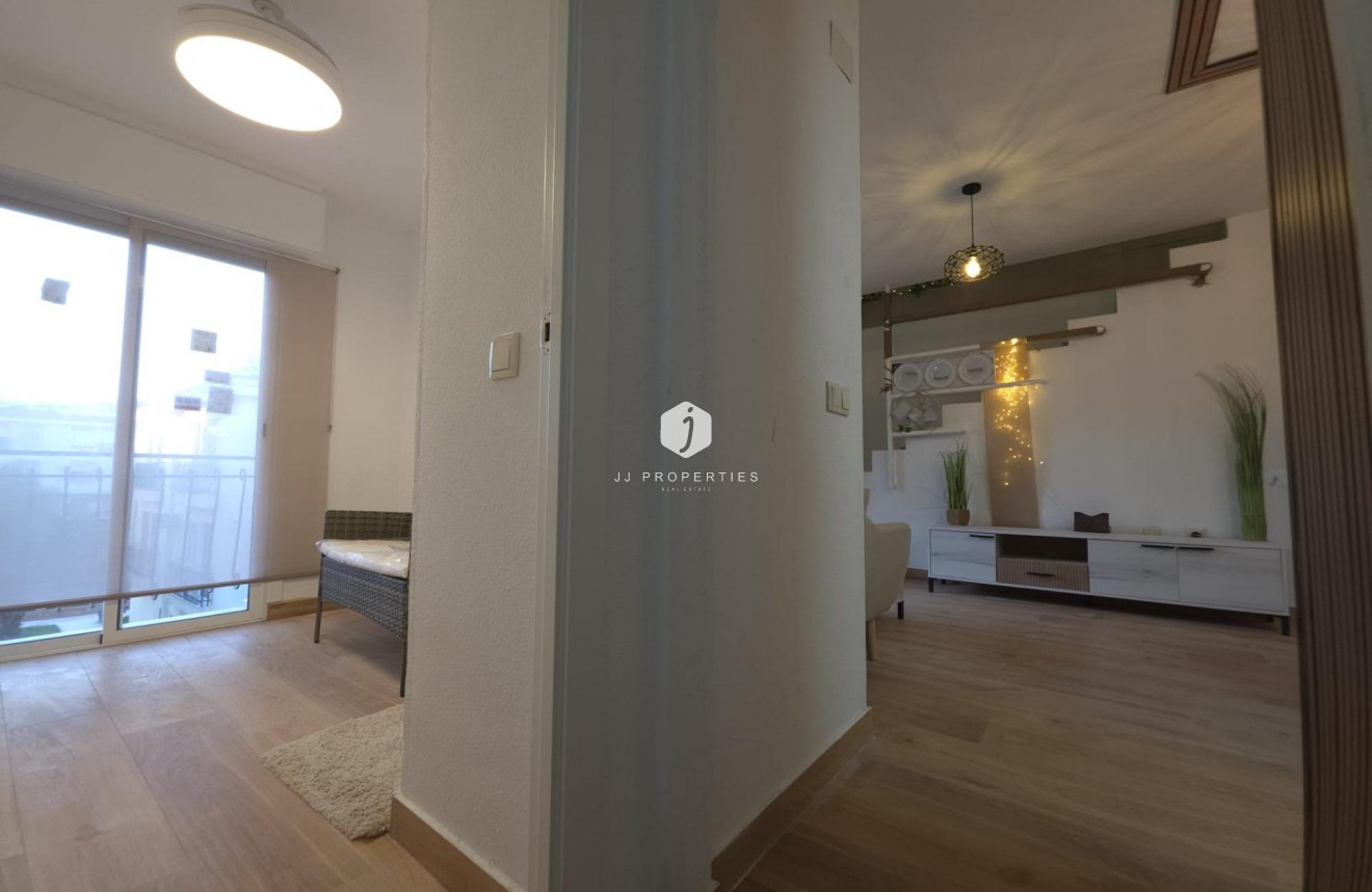 Resale - Penthouse -
Torrevieja - Cala Ferris