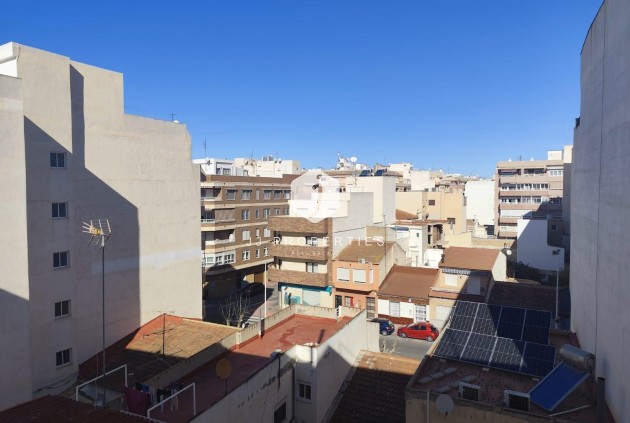 D'occasion - Appartement -
Torrevieja - Centro