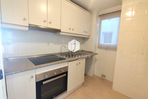 D'occasion - Appartement -
Torrevieja - Centro