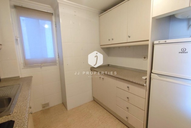 D'occasion - Appartement -
Torrevieja - Centro