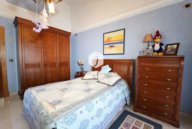 D'occasion - Villa -
Orihuela Costa - Campoamor