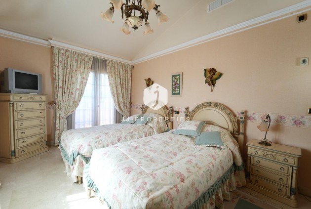 D'occasion - Villa -
Orihuela Costa - Campoamor